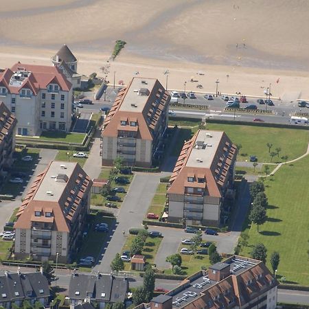 Lagrange Vacances Les Residences Villers-sur-Mer Bagian luar foto