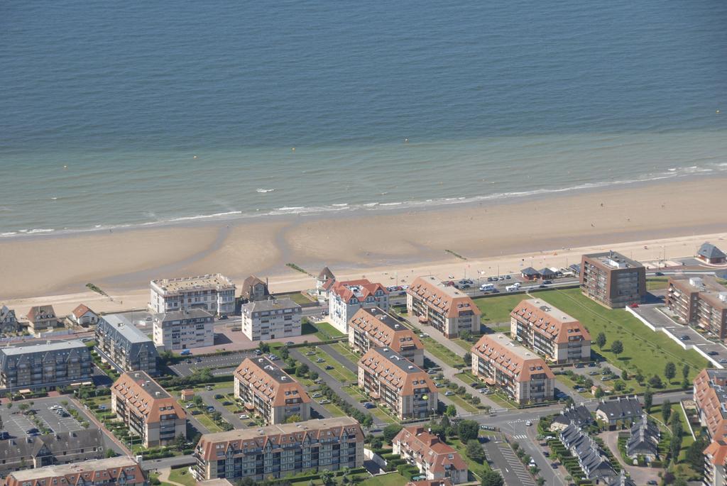 Lagrange Vacances Les Residences Villers-sur-Mer Bagian luar foto